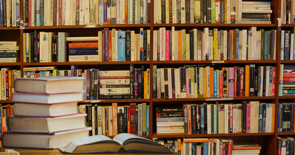 Once Upon a Mind in America: Builders or Activists?